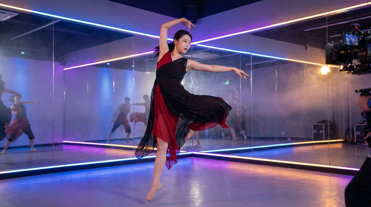 瓜老师笔记舞蹈视频表演